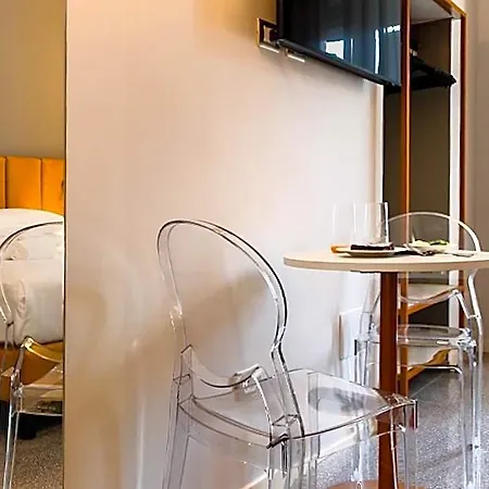 Velia Relais 4*
