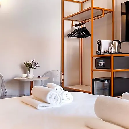 Velia Relais Hotel 4*